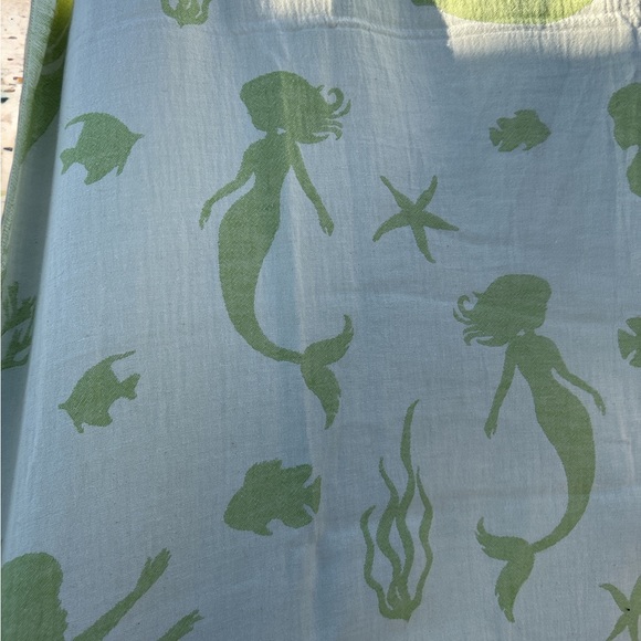 Little Mermaid “Flipside” Turkish Towel! Best Beach Towel Ever!!!! - Picture 5 of 7